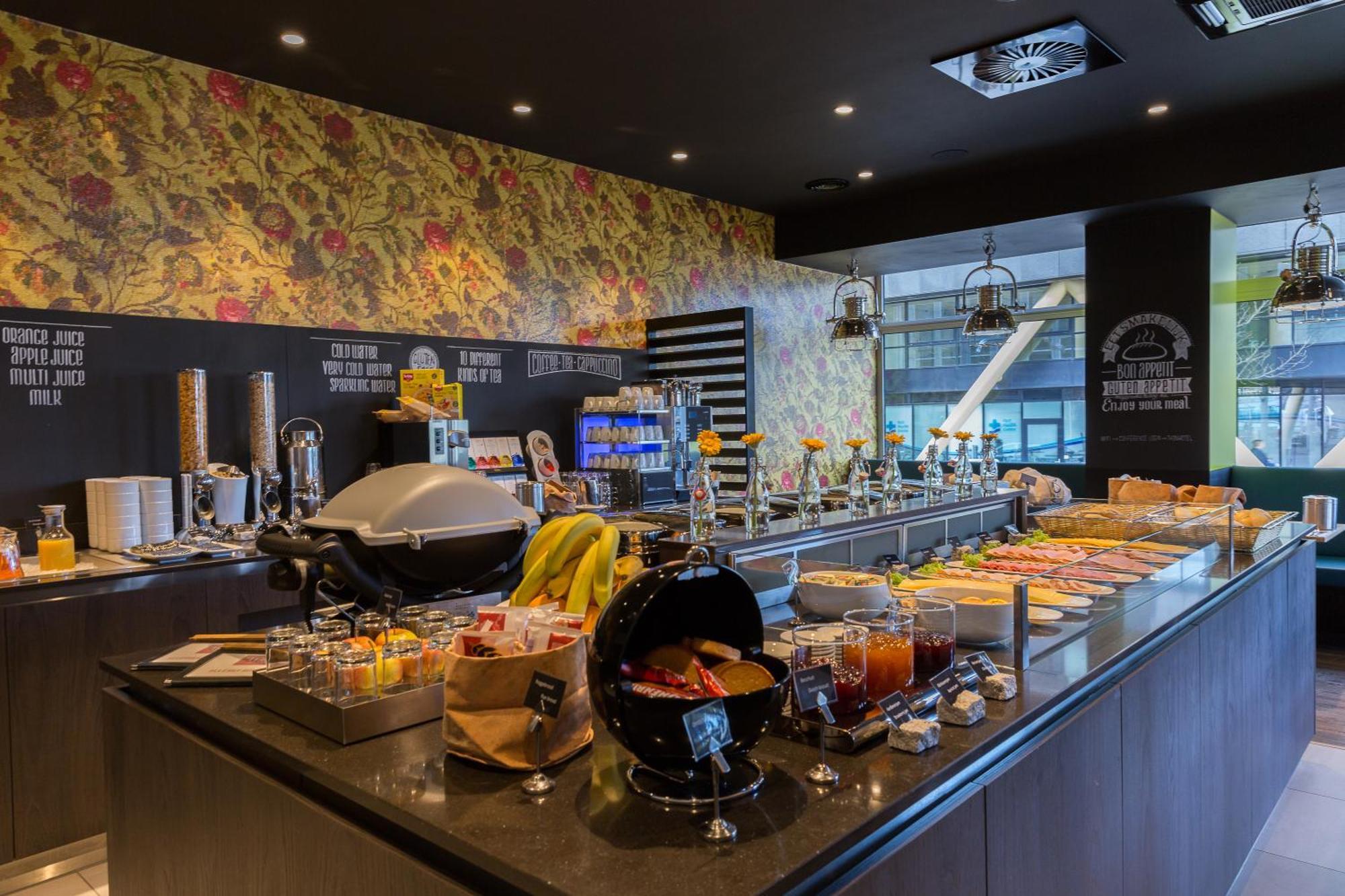 Thon Hotel Rotterdam City Centre Екстер'єр фото